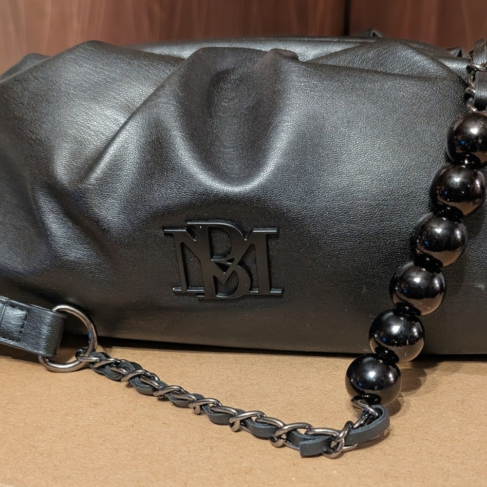 Badgley Mischka Sleek Black Crossbody Bag
